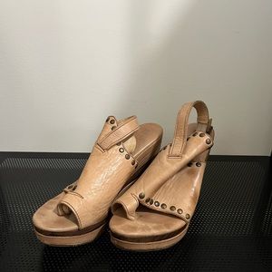 Bed Stu Womens Tan Joann Brown Wedges